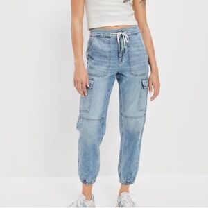 American Eagle Super High-Waisted Cargo Denim Jogger Sz 8 Long